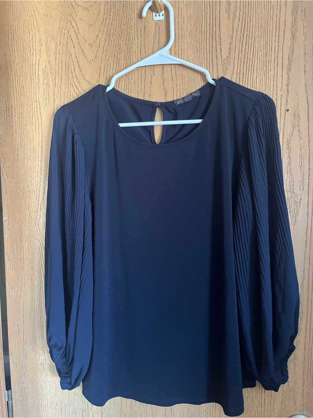 Adrianna Papell navy blouse M